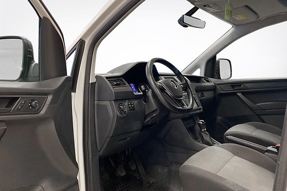 Volkswagen Caddy Maxi 11 of 28
