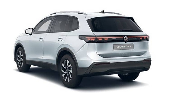 Volkswagen Tiguan 3 of 5