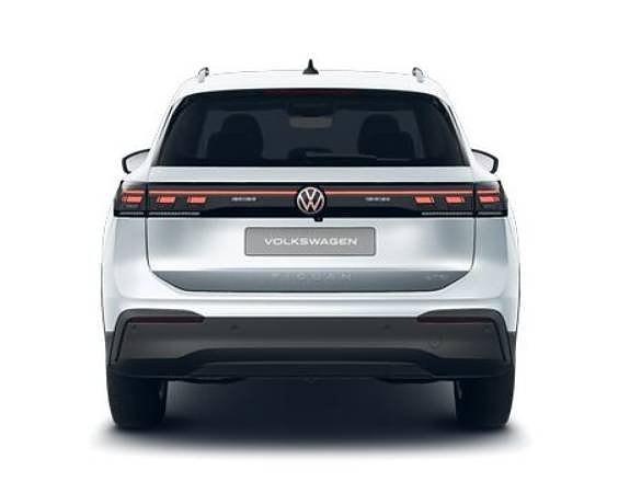 Volkswagen Tiguan 5 of 5