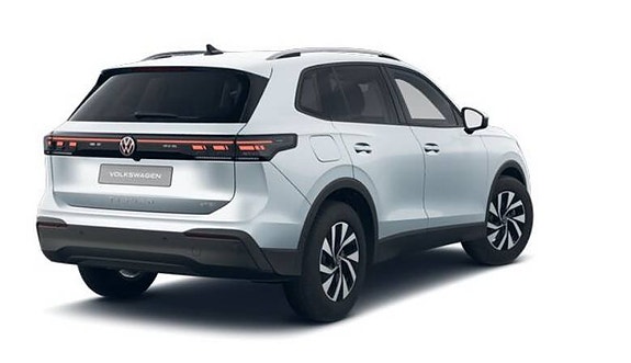 Volkswagen Tiguan 4 of 5