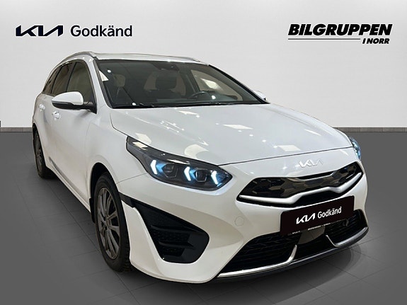 Kia Ceed 3 of 17