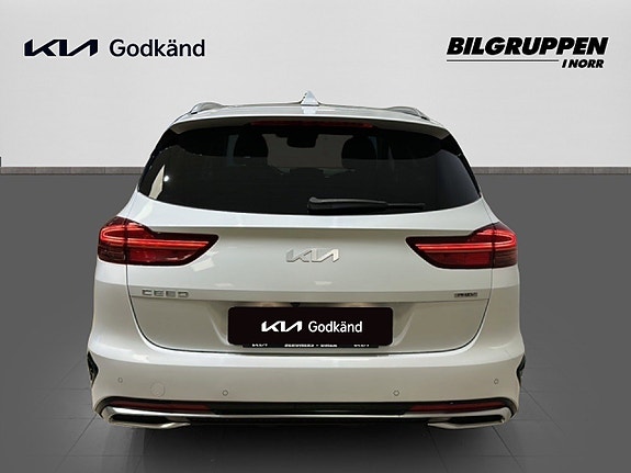 Kia Ceed 5 of 17