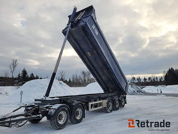 Tippsläp Grussläp Kolstad Bruns 5-axlig