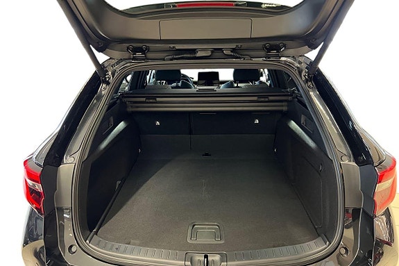 Toyota Corolla 10 of 21