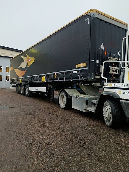 Krone CURTAIN - HUCKEPACK