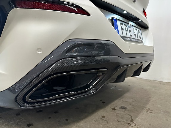 BMW 840i 11 of 29