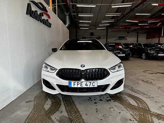 BMW 840i 2 of 5