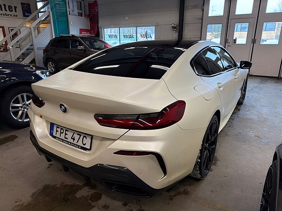 BMW 840i 6 of 29