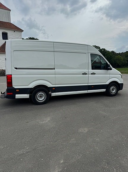 Volkswagen Crafter 35 11 of 19