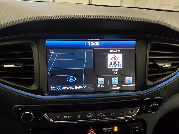 Hyundai IONIQ 15 of 21