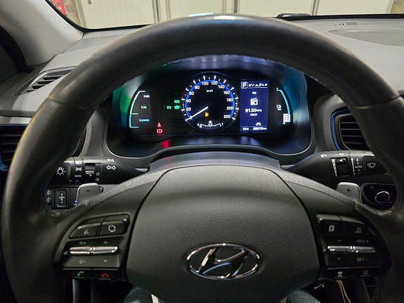 Hyundai IONIQ 14 of 21