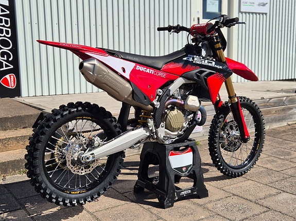 Ducati Desmo450 MX Factory 5 of 11