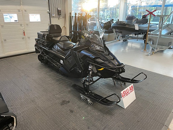 Polaris Titan XC 800