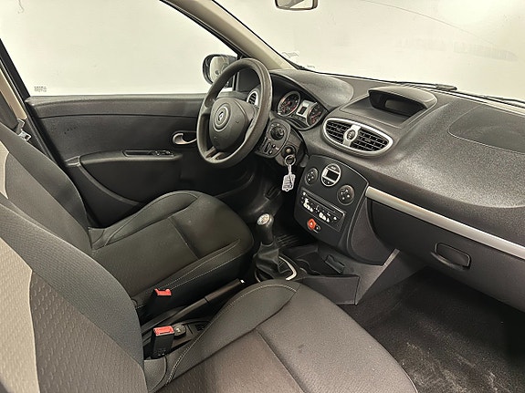 Renault Clio 7 of 7