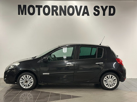 Renault Clio 3 of 7