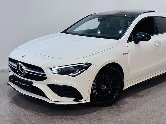 Mercedes-Benz CLA35 2 of 5