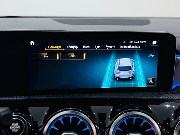 Mercedes-Benz CLA35 18 of 25