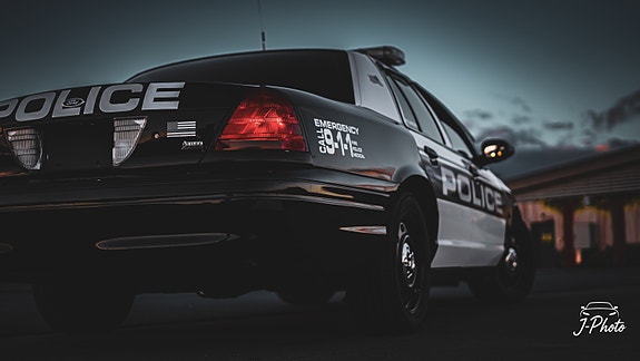 Ford Crown Victoria 2 of 5
