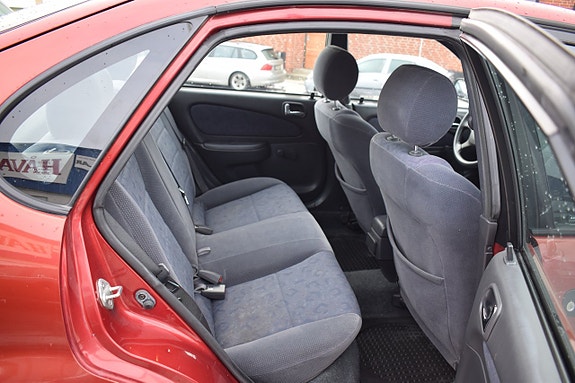 Toyota Corolla 13 of 13