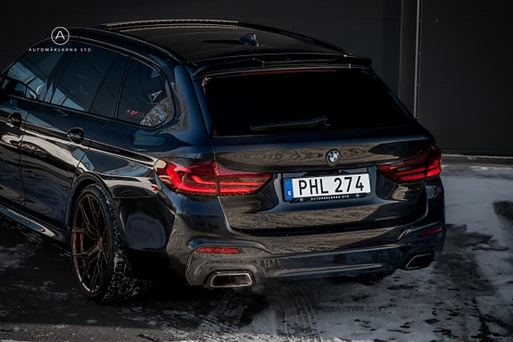 BMW 540i 23 of 29