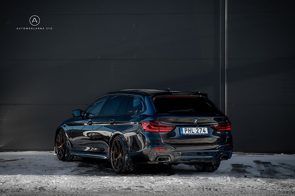 BMW 540i 21 of 29