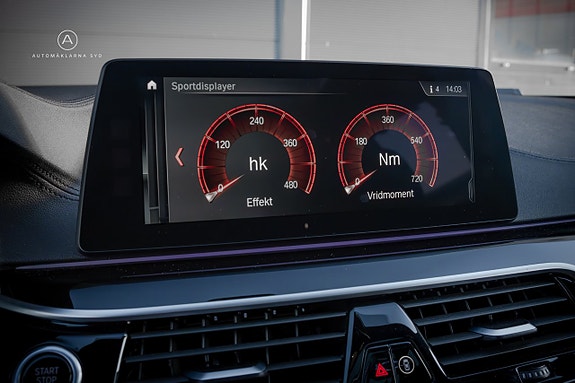 BMW 540i 11 of 29