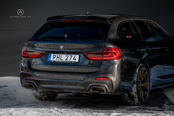 BMW 540i 28 of 29