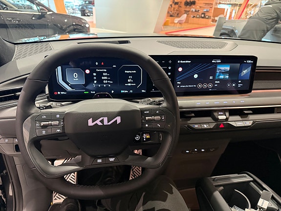 Kia EV9 12 of 16
