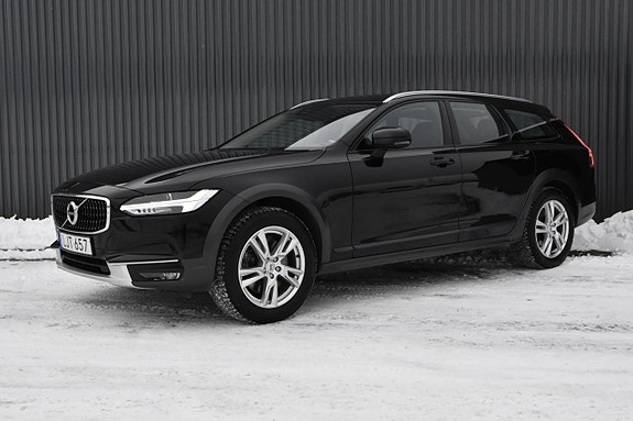 Volvo V90 Cross Country
