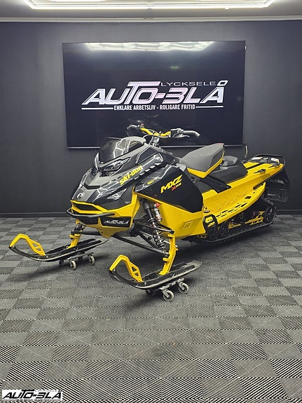 Ski-Doo MXZ XRS 850 E-TEC