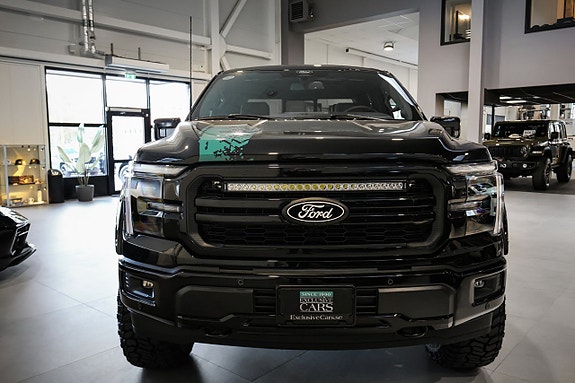 Ford F-150 2 of 5