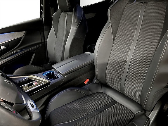 Peugeot 5008 6 of 16