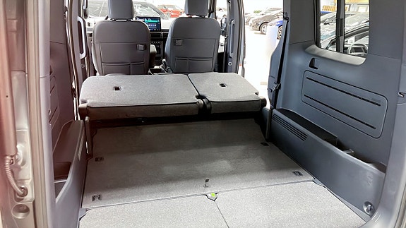 Kia PV5 17 of 24