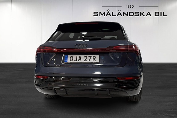 Audi Q8 e-tron 4 of 5
