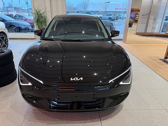 Kia EV6 12 of 13