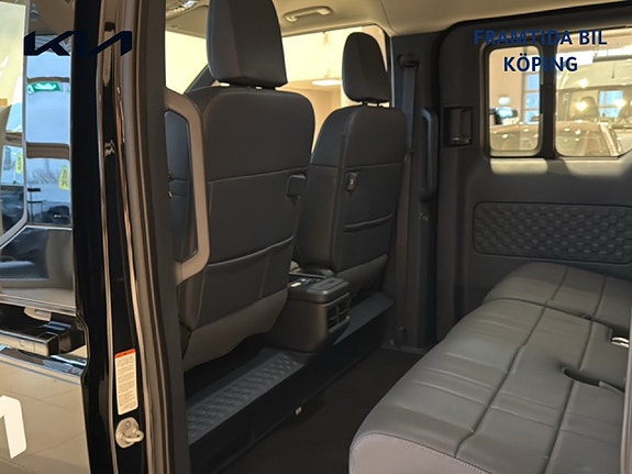 Kia PV5 17 of 23