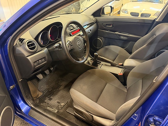 Mazda 3 15 of 17