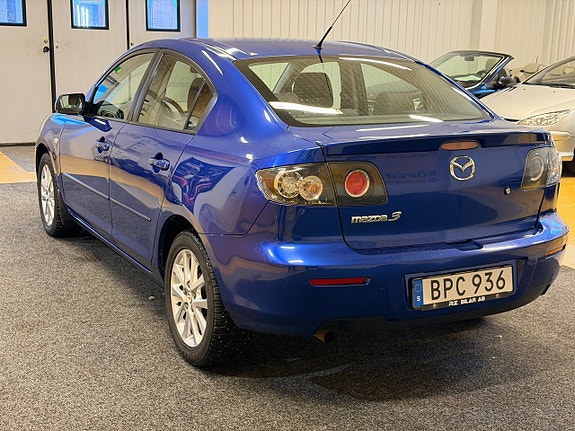 Mazda 3 4 of 17
