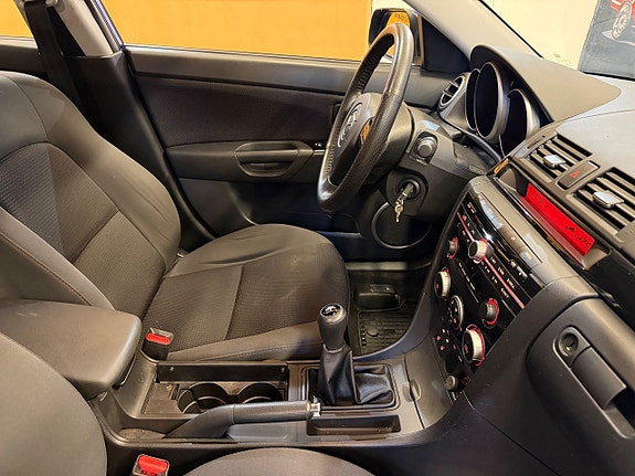 Mazda 3 12 of 17