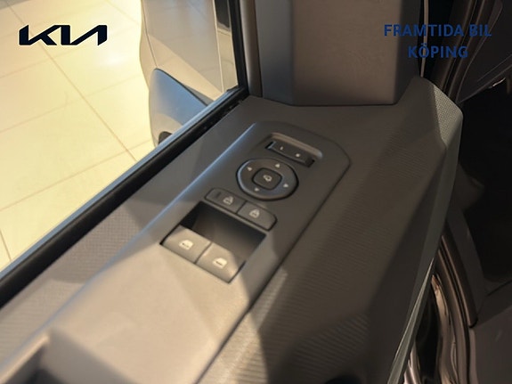 Kia PV5 18 of 23