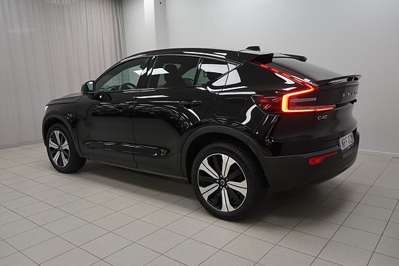 Volvo C40 3 of 5