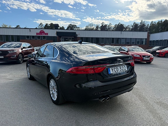 Jaguar XF 5 of 19