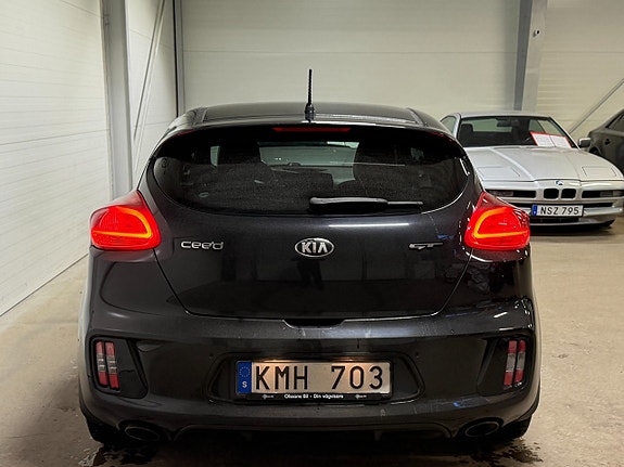 Kia ProCeed 5 of 15
