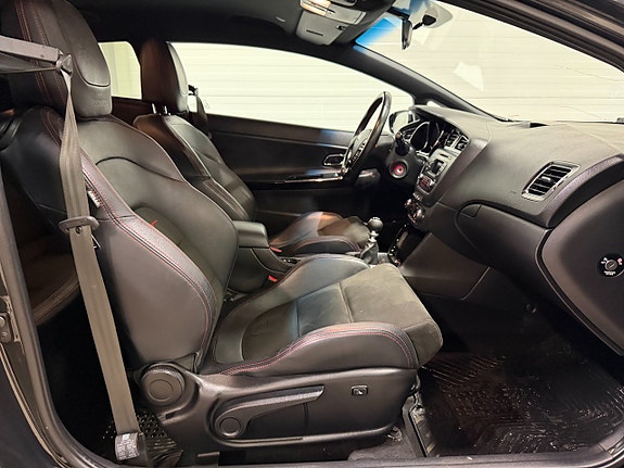 Kia ProCeed 11 of 15