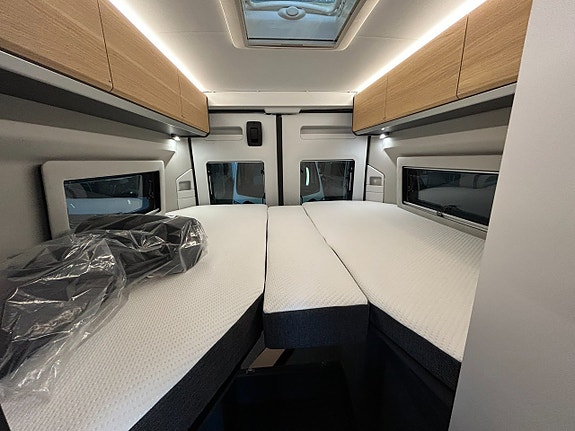 Adria TWIN 640 SLB / Automat / B-körkort / Långbädd 11 of 26