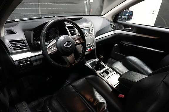 Subaru Outback 13 of 21