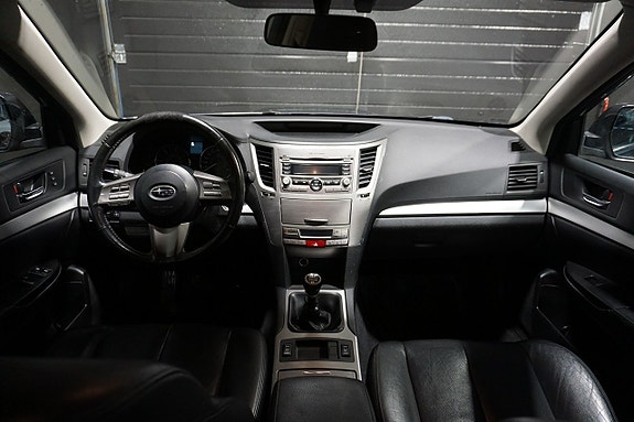 Subaru Outback 12 of 21
