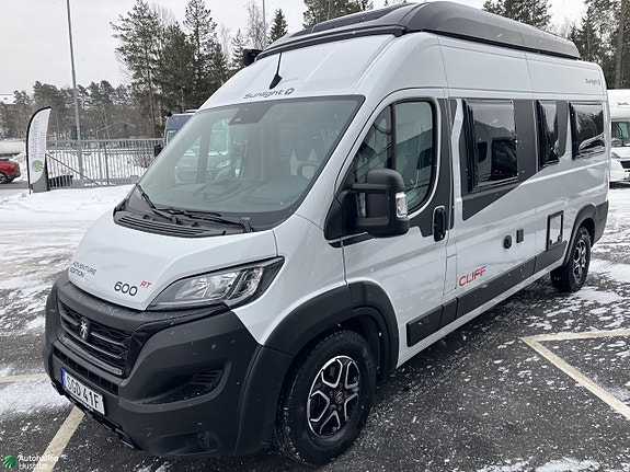 Sunlight CVE600/Automatlåda/Pop-up tak