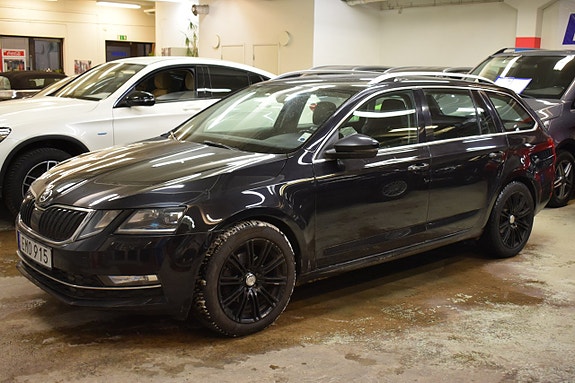 Skoda Octavia 3 of 5