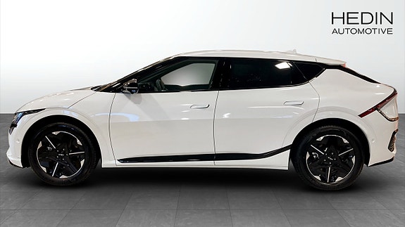Kia EV6 6 of 19